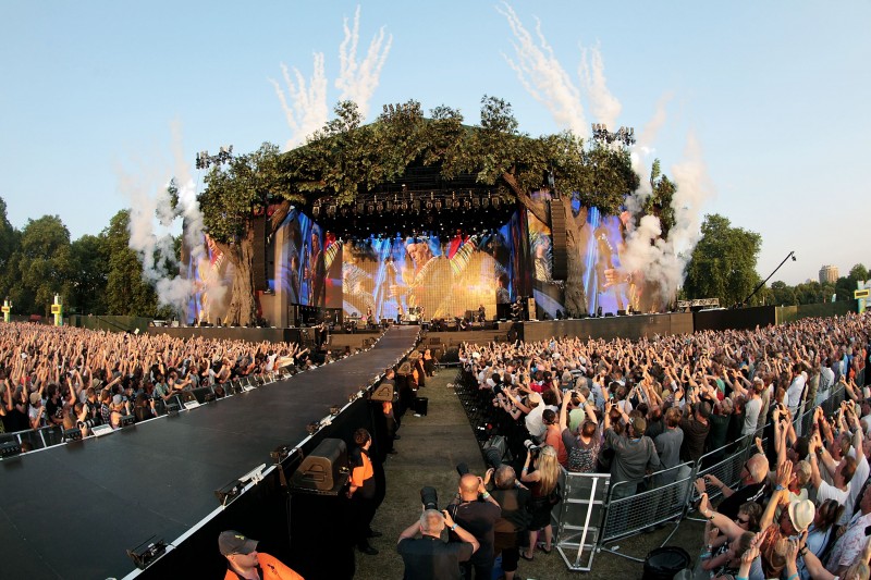 LONDON, ENGLAND - JULY 13:  A general view of The Rolling Stones performing on stage during a headline performance as part of Barclaycard Present British Summer Time Hyde Park on July 13, 2013 in London, England.  (Photo by Dave J Hogan/Getty Images)