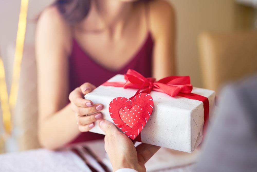 Gifts from the heart ❤️ - Monica Vinader