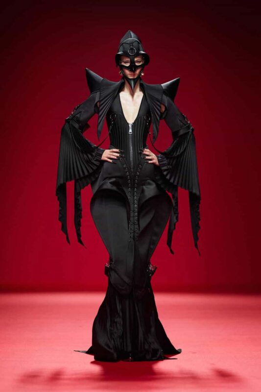 Robert Wun Haute Couture SS24 : A Hauntingly Elegant Collection - FAULT ...