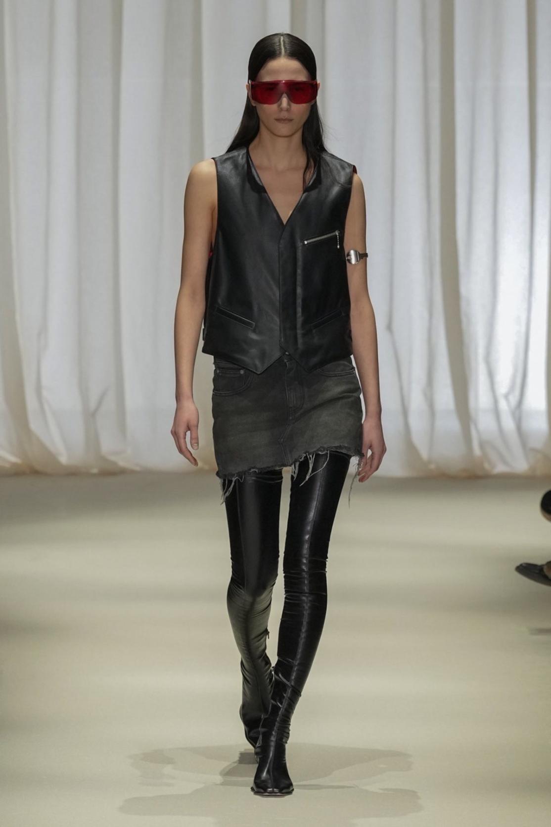 MM6 Maison Margiela FW24 - A Bold New Silhouette at Milan Fashion Week ...